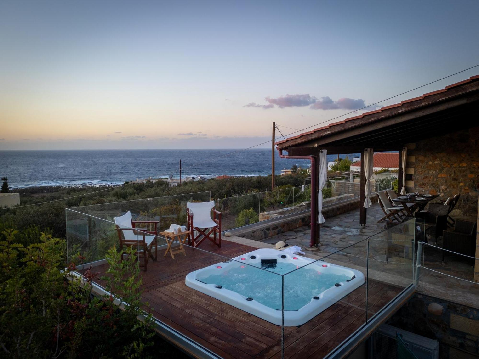 Blue Pearl Villa *